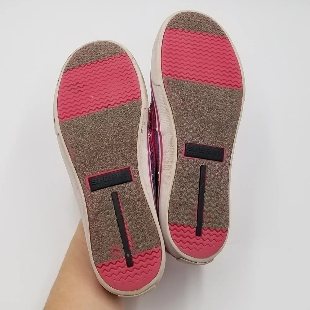 Sperry hot pink